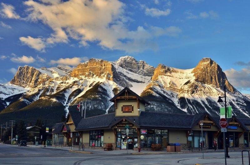 Spring Creek Condo By Canadian Rockies Vacation Rentals Canmore Exterior photo